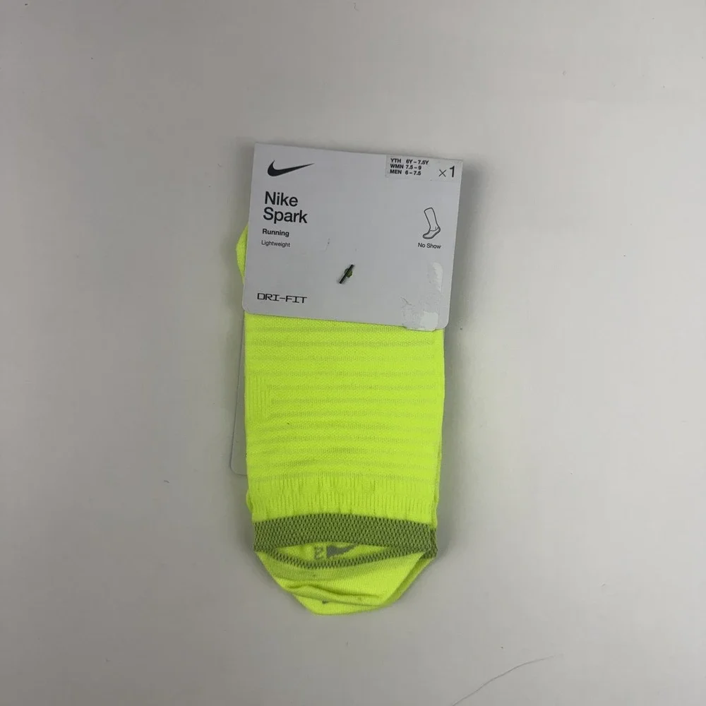 New Womens Nike Spark Lightweight Yellow Running No Show Socks Size 7.5-9